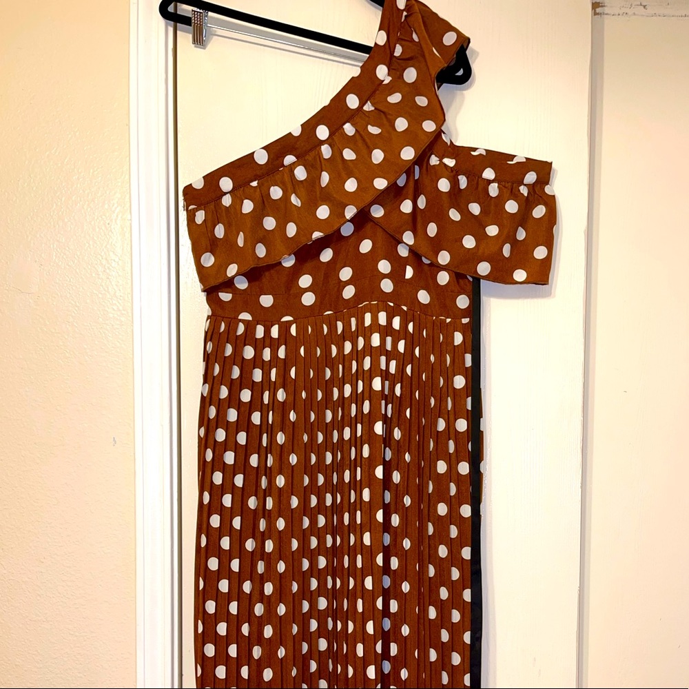 Pretty Little Thing Pleated Dress. Perfect for a wedding.